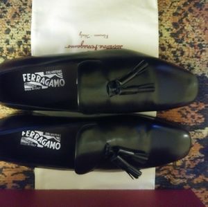Salvatore Ferragamo - Forever Nero Leather Shoes